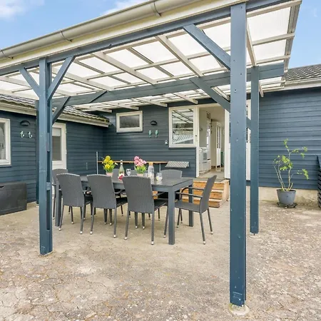 בית נופש Shaya - 340m From The Sea By Interhome